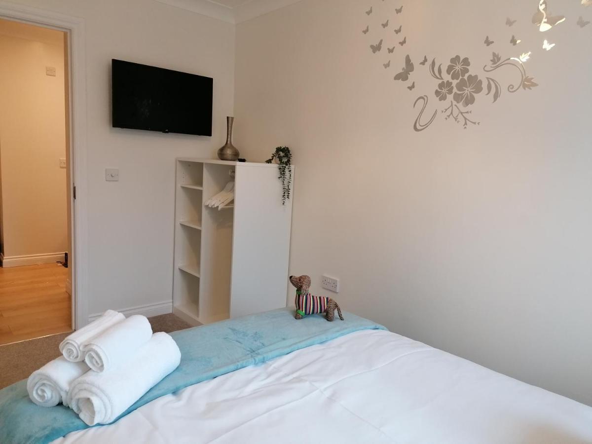 Luxury Modern 2 Bed Apartment, Free Undercroft Parking For 1 Car Southampton Exterior foto